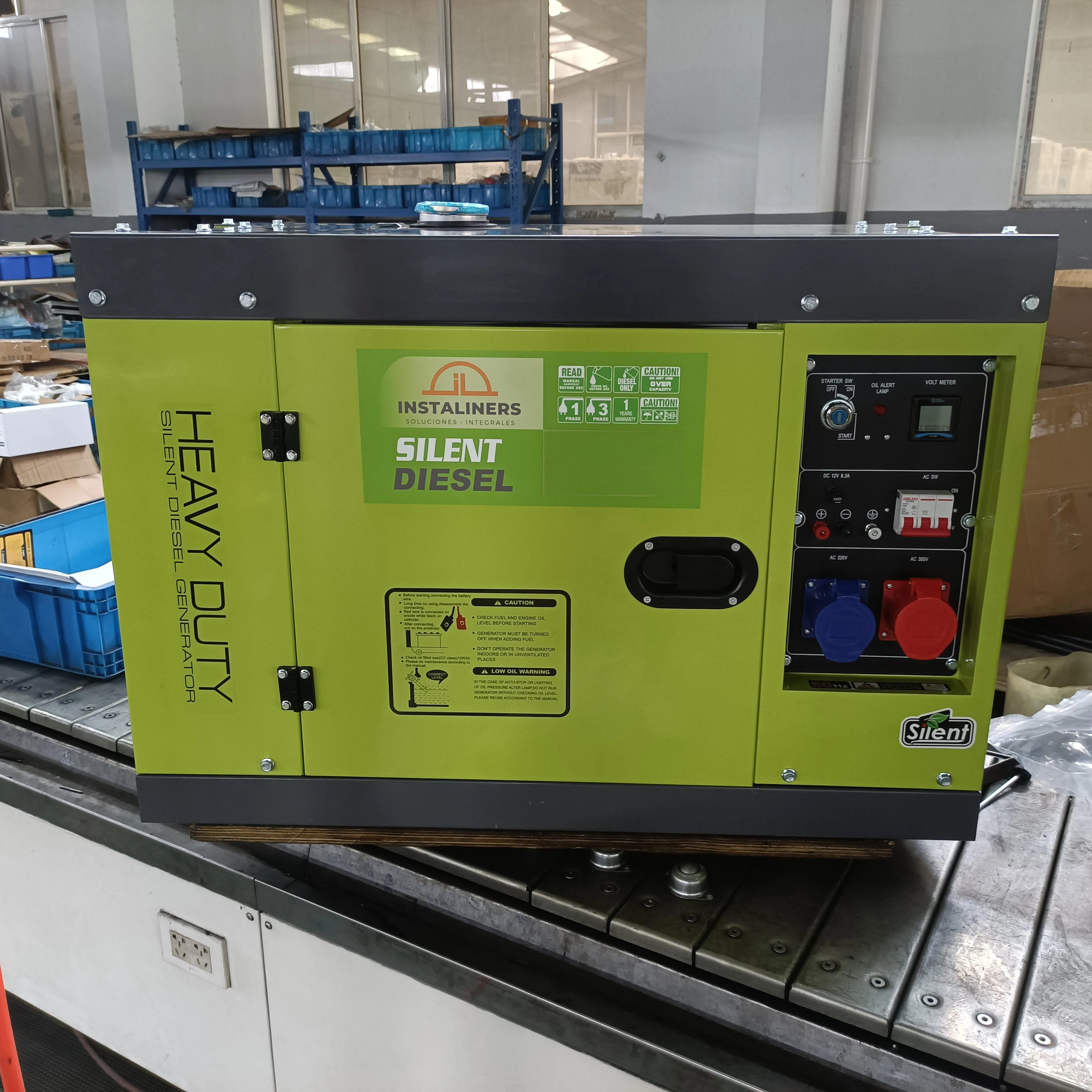Вариантов исполнения OEM, под собственной торговой маркой и в цвете RAL для дизельных генераторов мощностью 5 кВт с открытой рамой